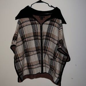 Tahari Women’s Zippered Plaid Black/ Gray Poncho Sweater Size S/M